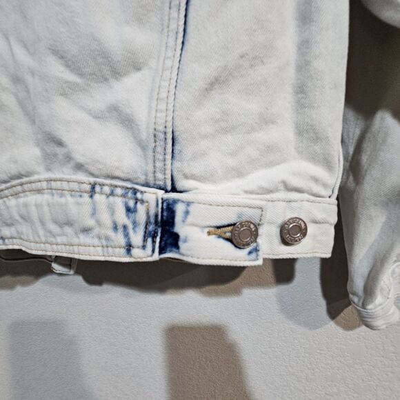 GAP Acid Washed Denim Jacket Size XS - Picture 7 of 9